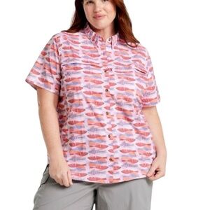 L.L. Bean Tropicwear Vented Short Sleeve Shirt XL Faded Rose Fish Print